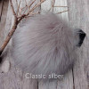 Farbe: Classic-silber Fellbommel Webpelz