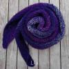 Farbe: lila Zipfelschal handgestrickt