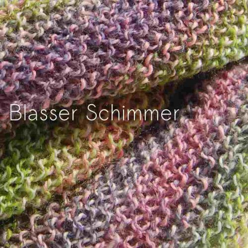 Detail Loop-Schal im Krausstrick in rosa-grün-Tönen