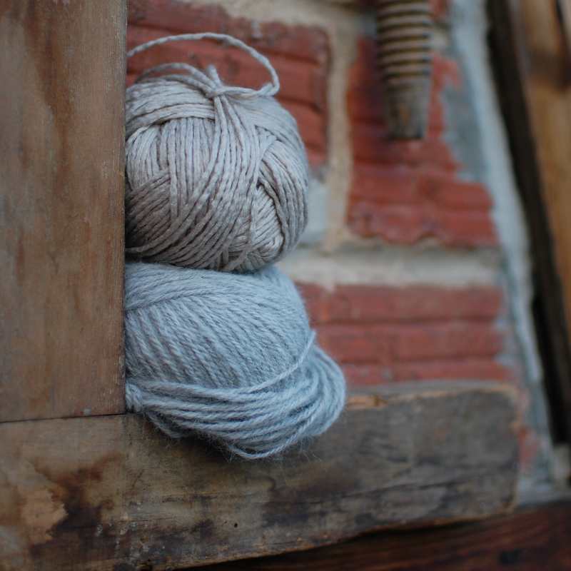 Vollbild Knäuel in Großansicht - Cashmere-Queen in Beige