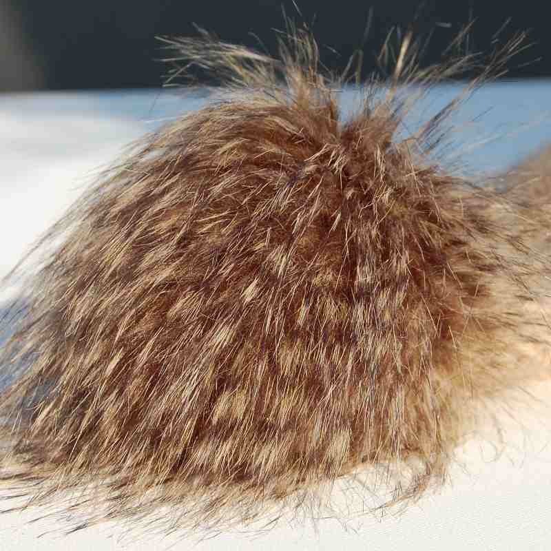Vollbild Kunstfellbommel in camel-braun von AHeadHunter